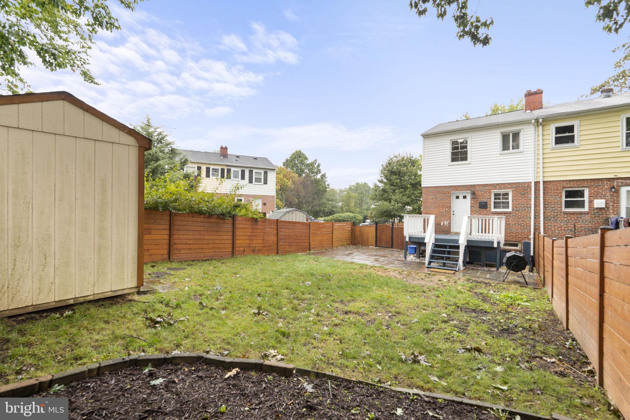 2253 Roanoke DRIVE