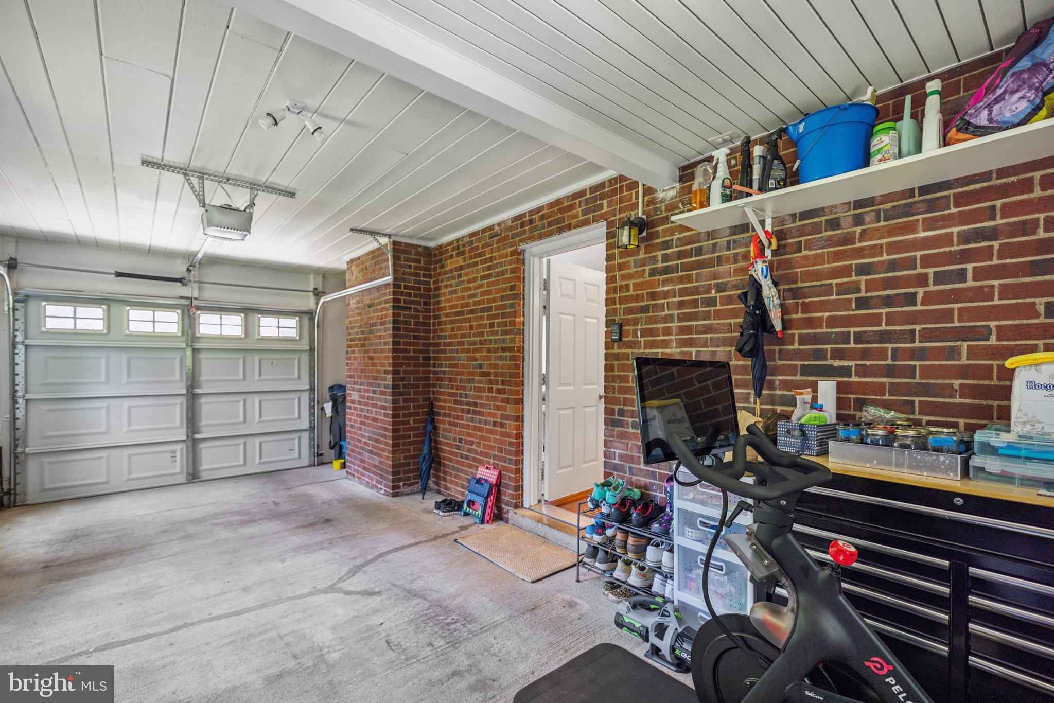 6312 Eppard St