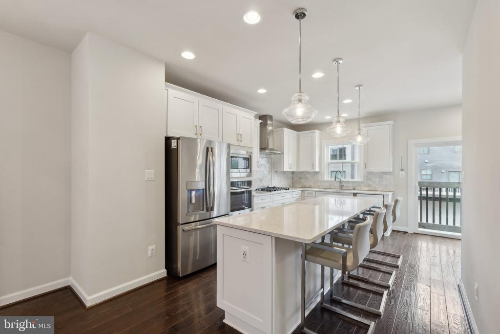 3164 VIRGINIA BLUEBELL CT