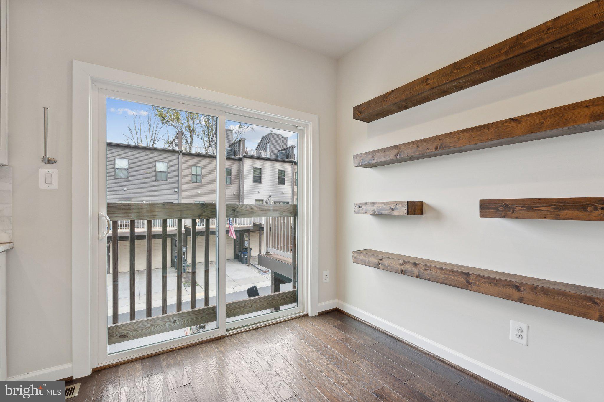 3164 VIRGINIA BLUEBELL CT