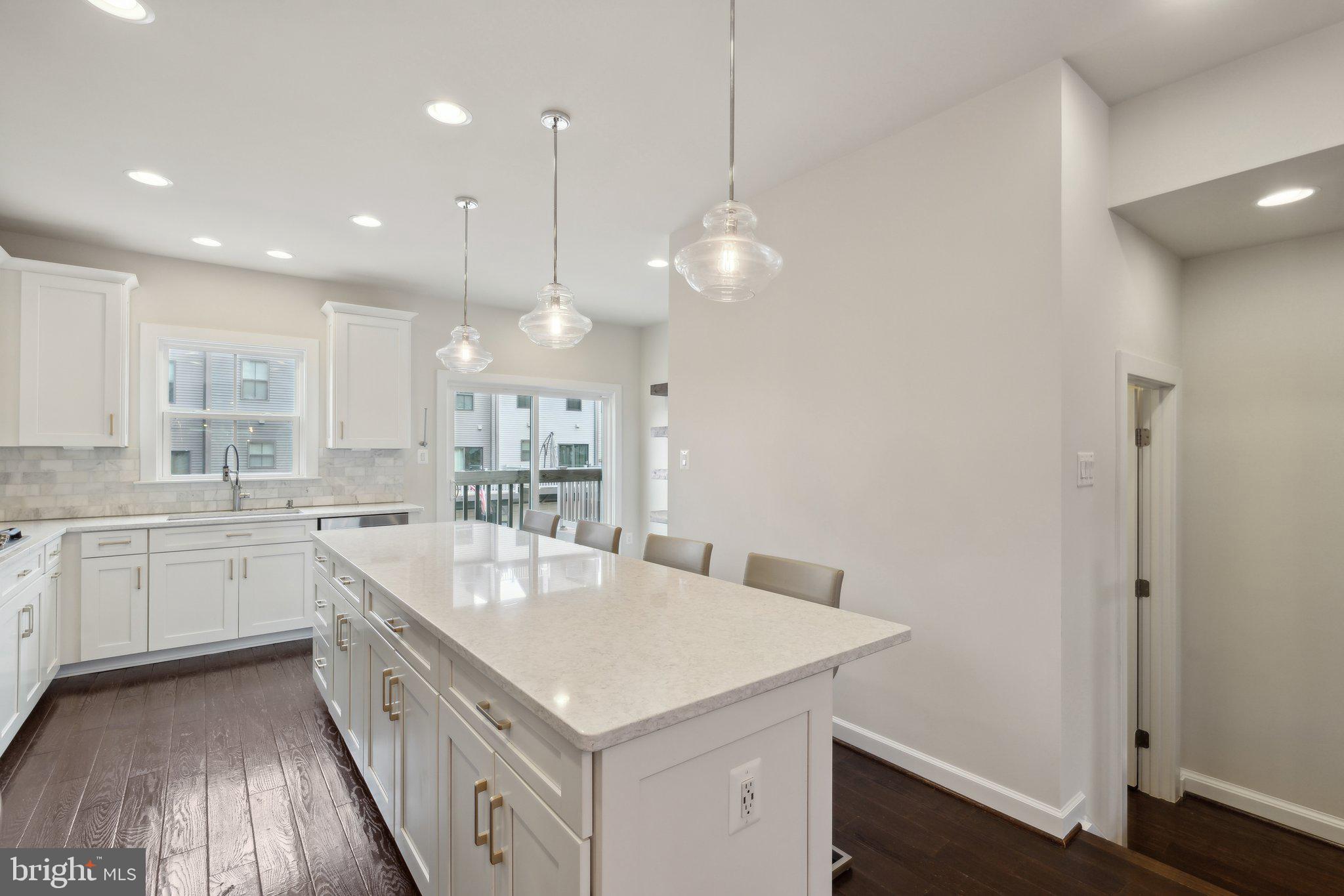 3164 VIRGINIA BLUEBELL CT