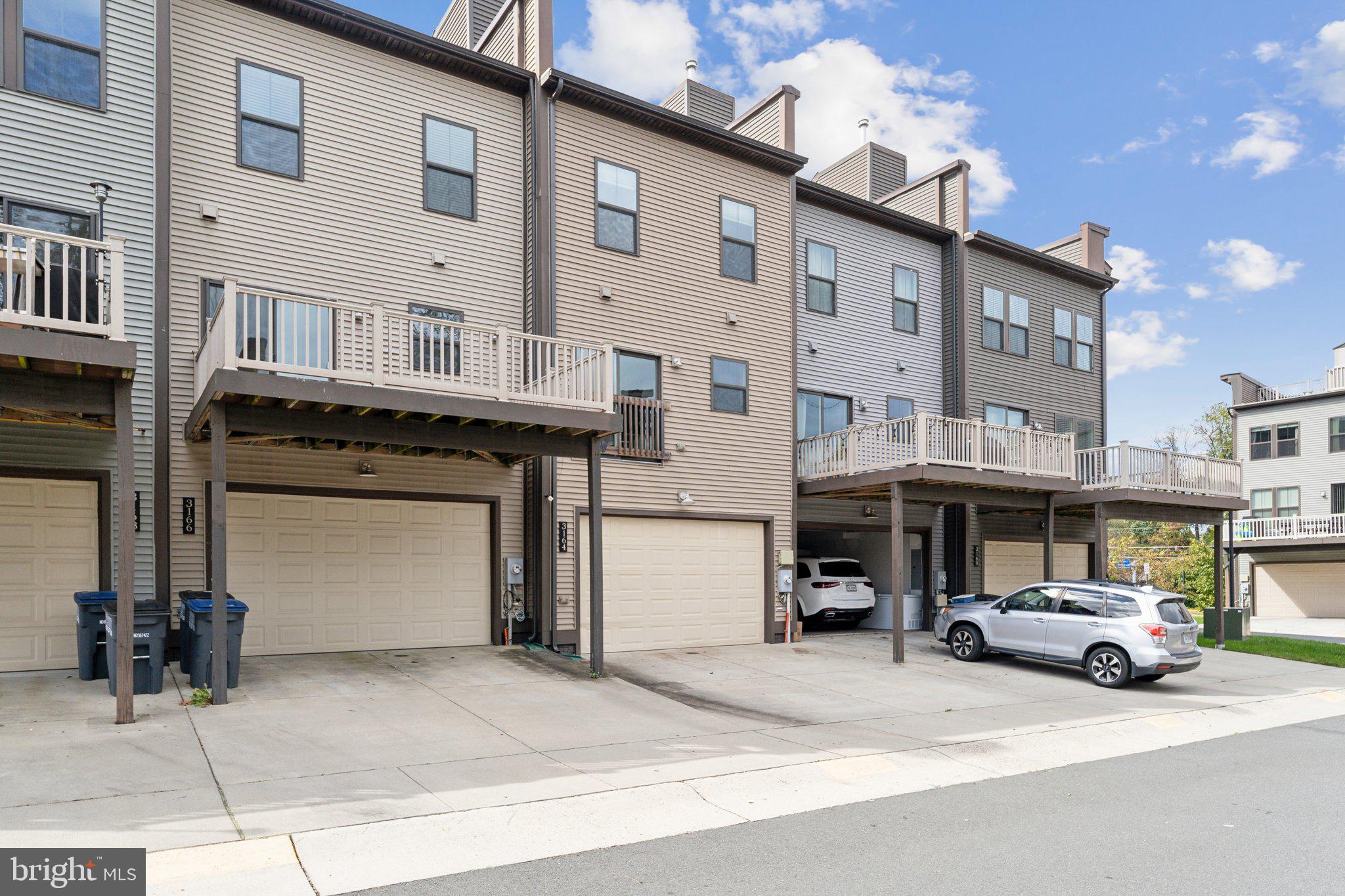 3164 VIRGINIA BLUEBELL CT