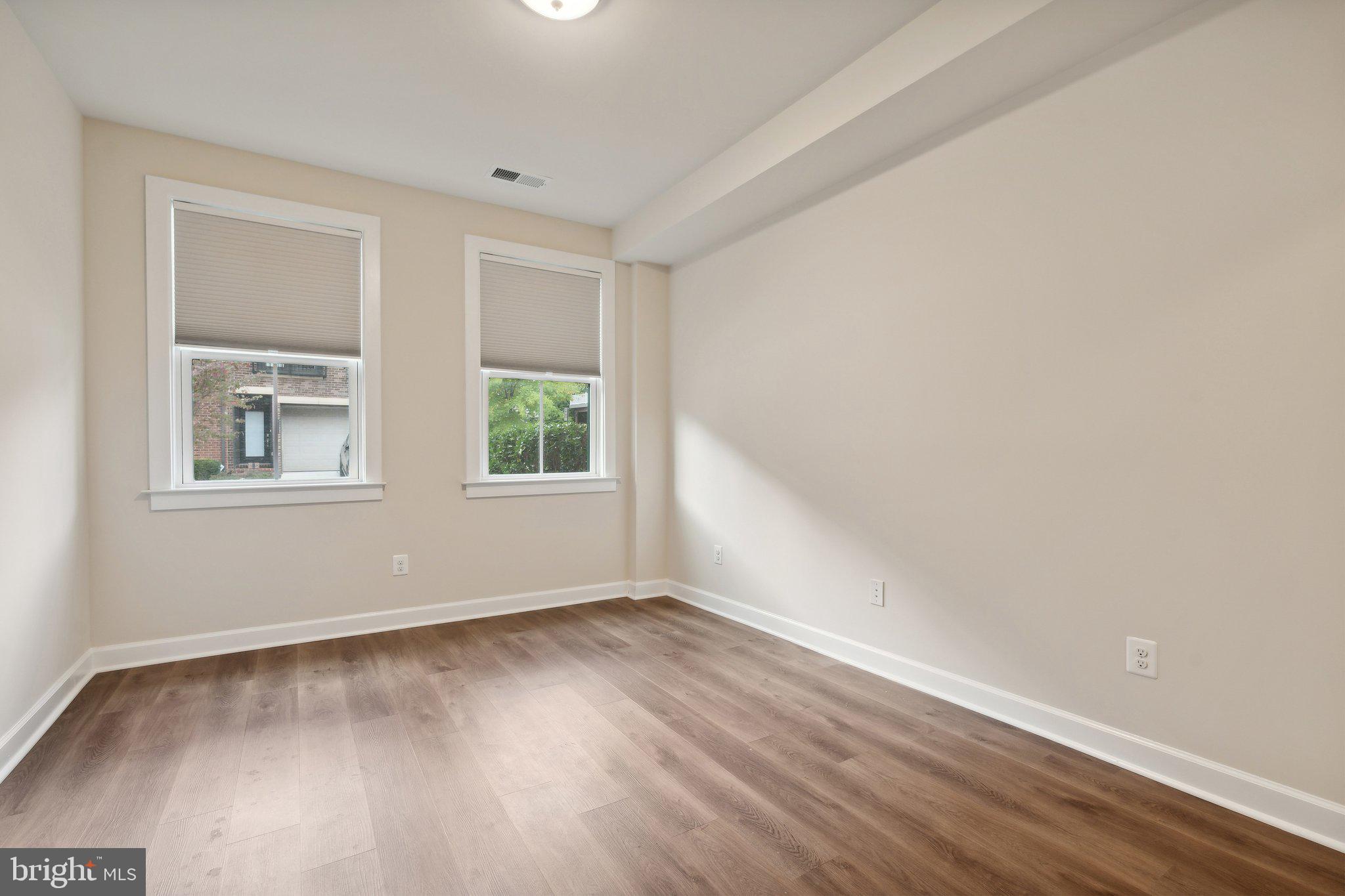 3164 VIRGINIA BLUEBELL CT
