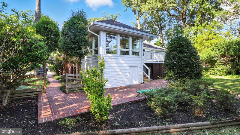1806 OLD STAGE ROAD
