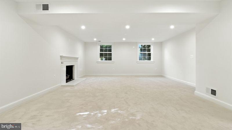 1806 OLD STAGE ROAD