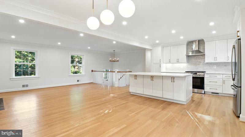 1806 OLD STAGE ROAD