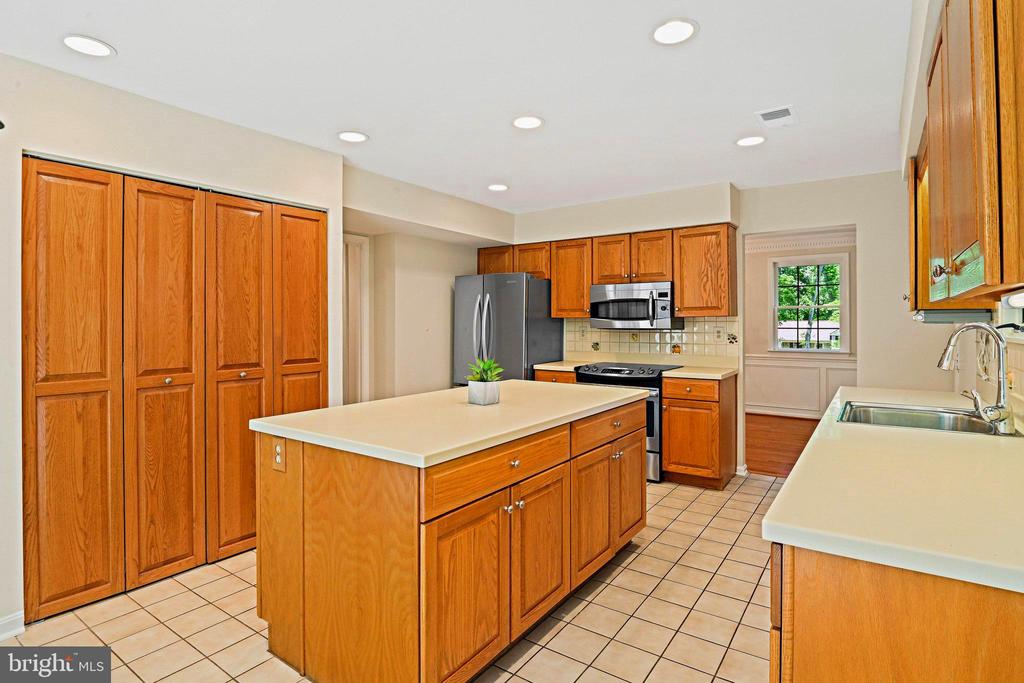 11311 HANDLEBAR ROAD