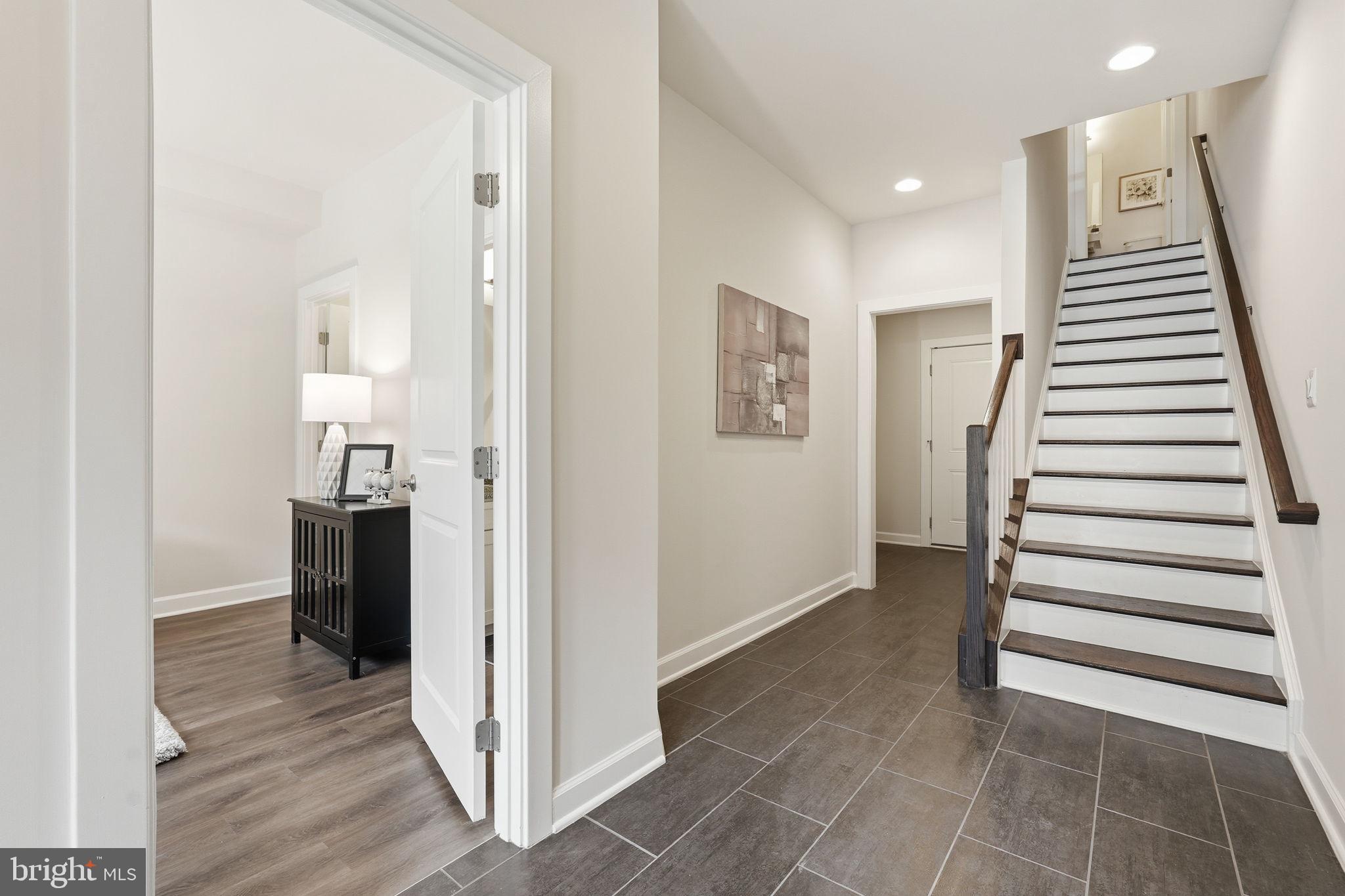 3164 VIRGINIA BLUEBELL COURT