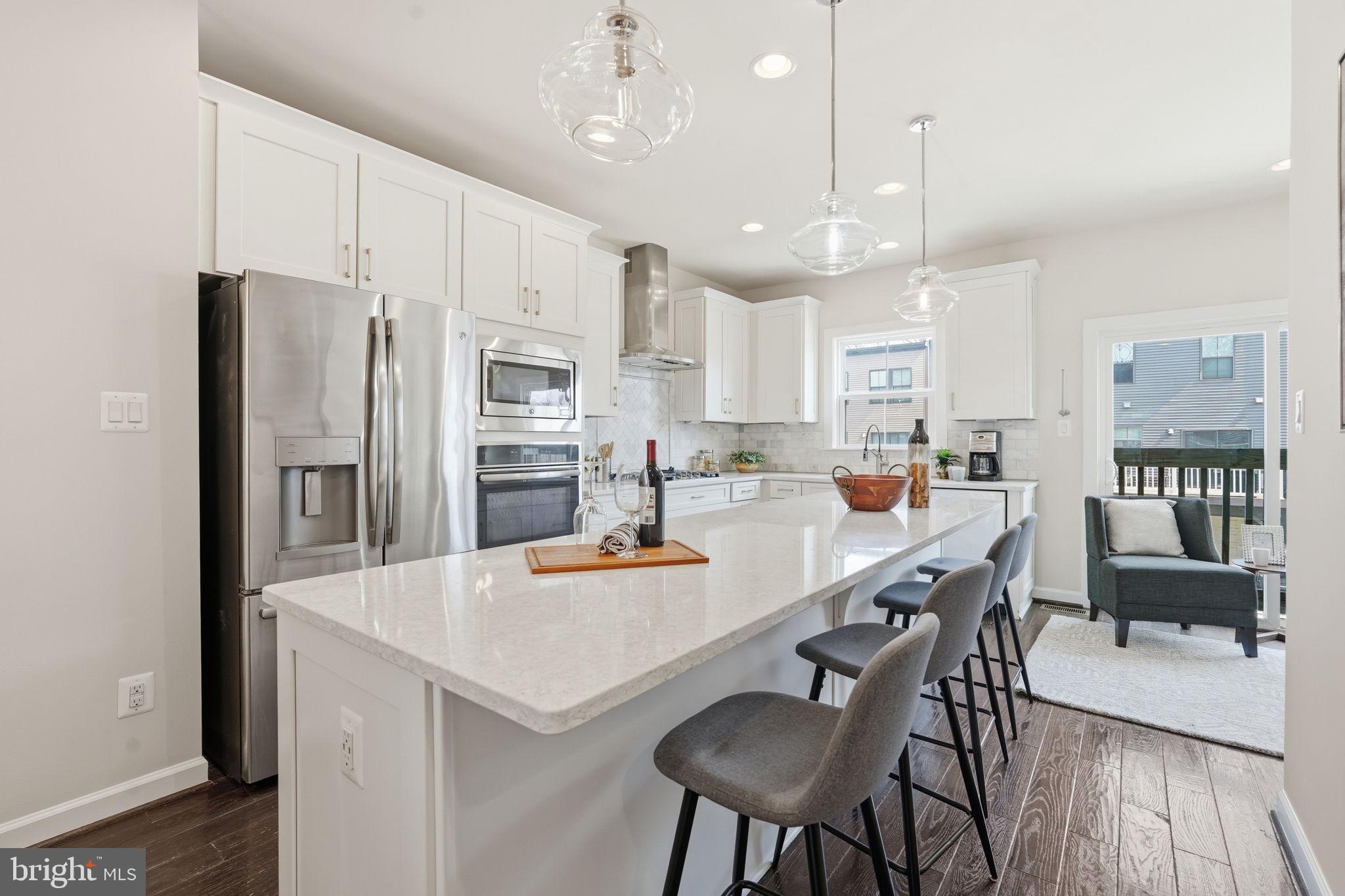 3164 VIRGINIA BLUEBELL COURT