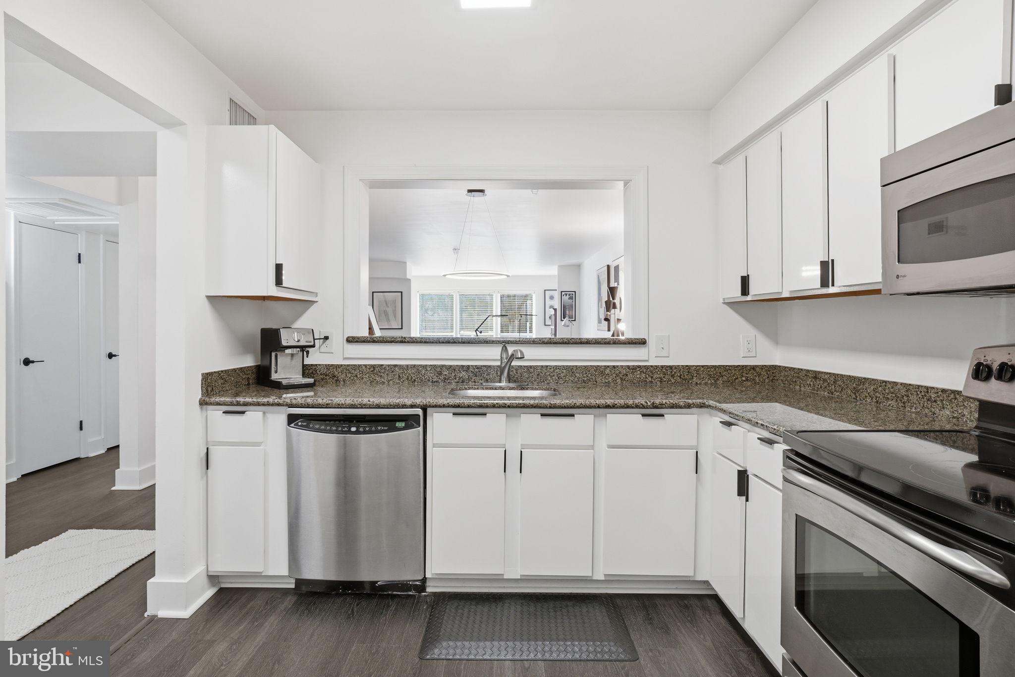 3179 SUMMIT SQUARE DRIVE 2-A2