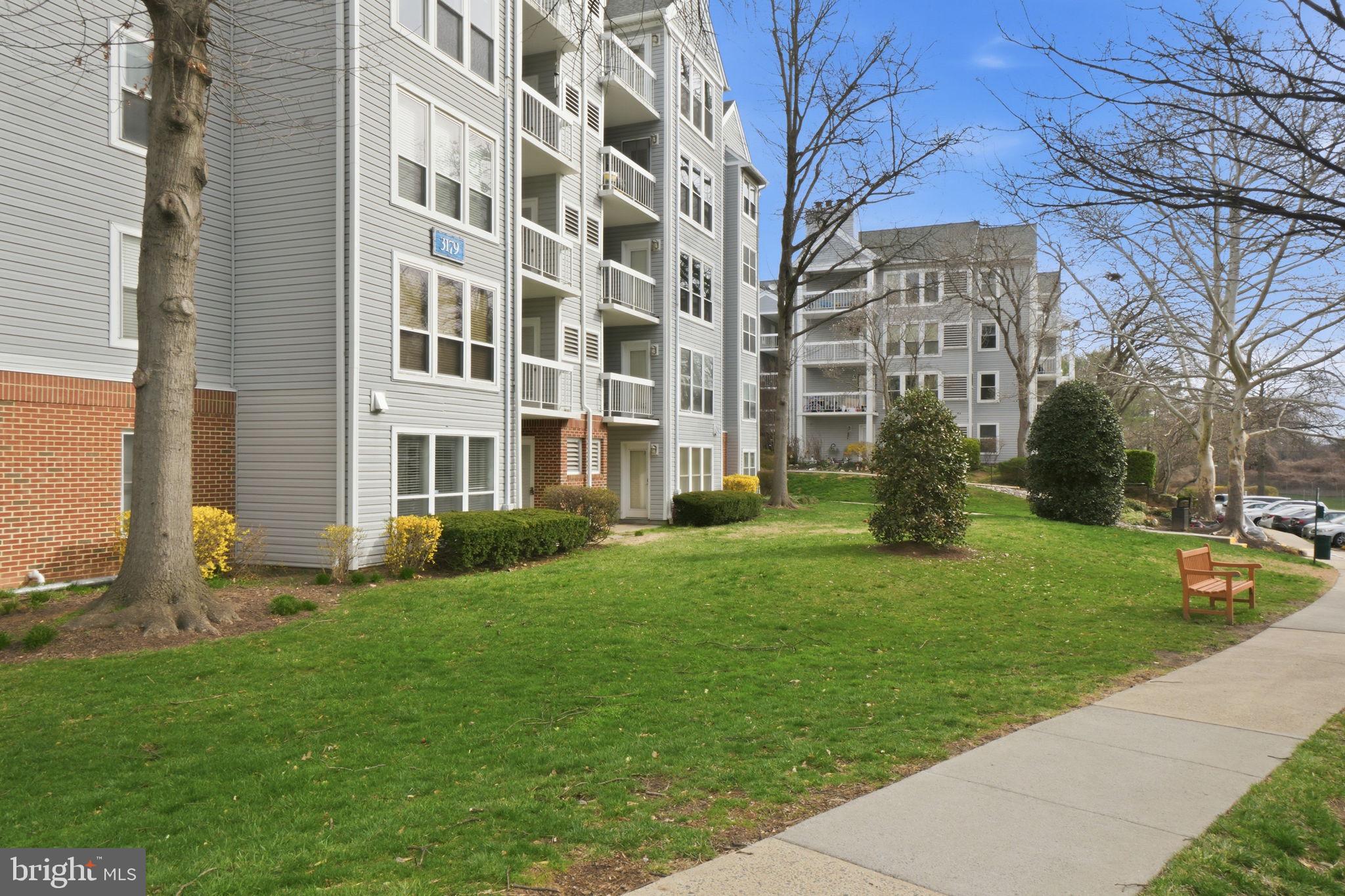 3179 SUMMIT SQUARE DRIVE 2-A2