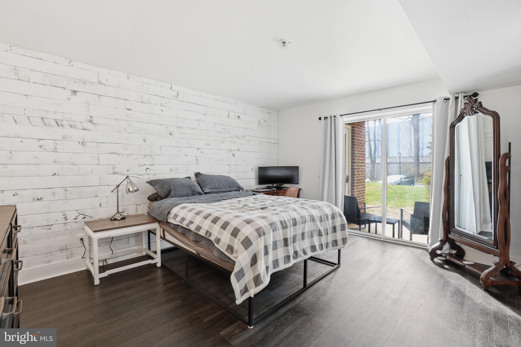 3179 SUMMIT SQUARE DRIVE 2-A2