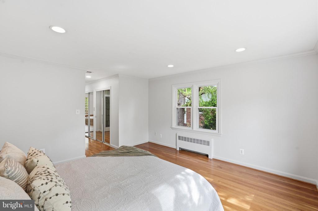 3138 JUNIPER LANE