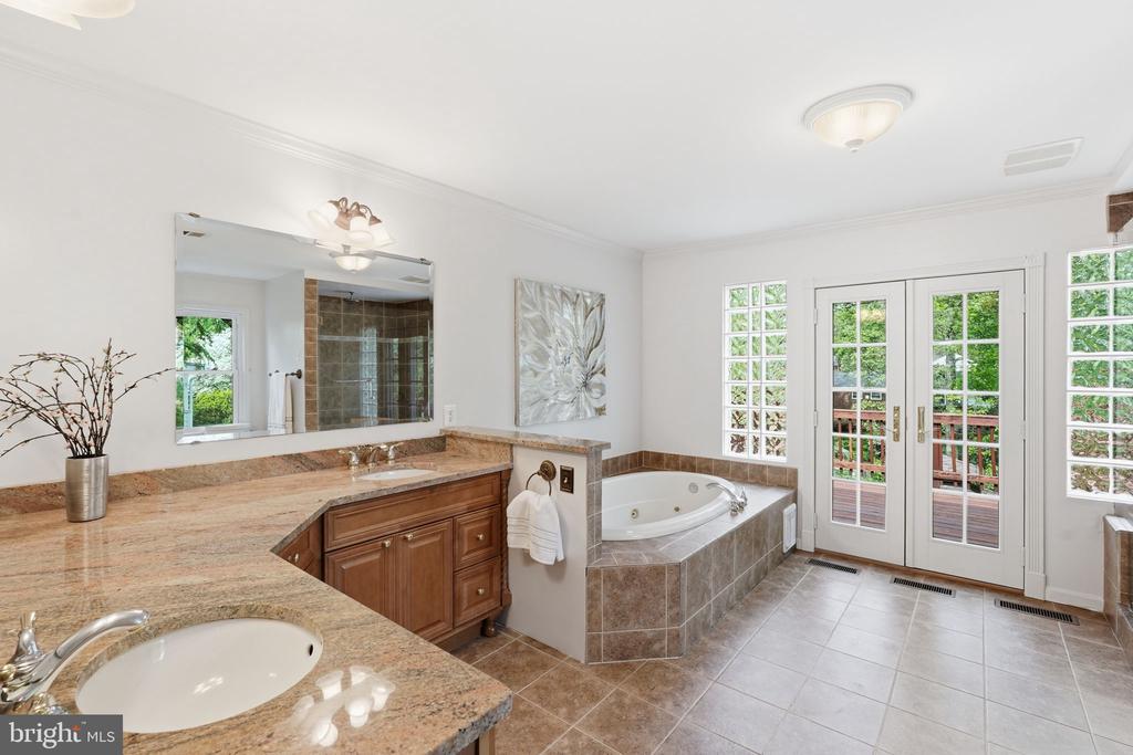3138 JUNIPER LANE