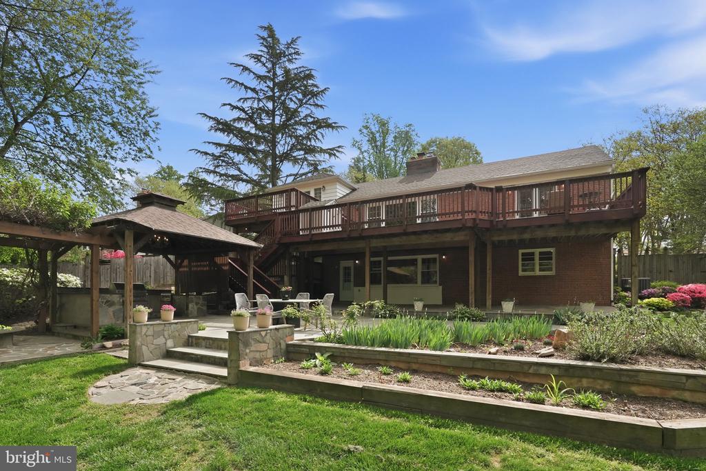 3138 JUNIPER LANE