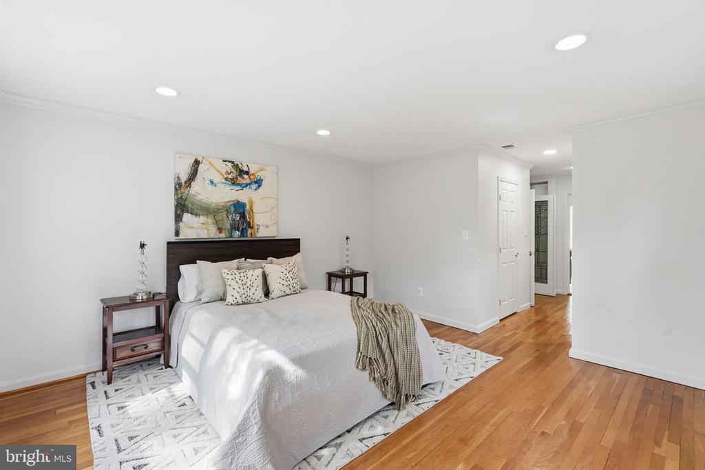 3138 JUNIPER LANE