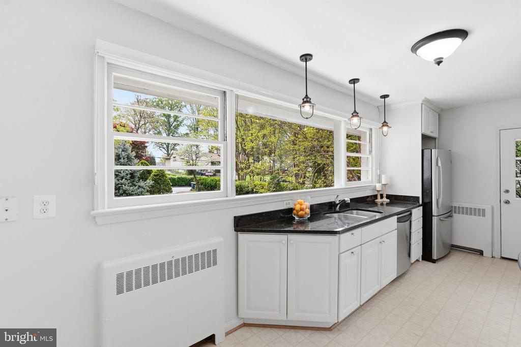 3138 JUNIPER LANE