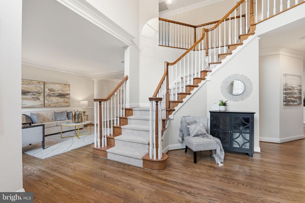 1283 COBBLE POND WAY