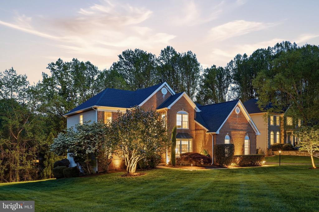 1283 COBBLE POND WAY