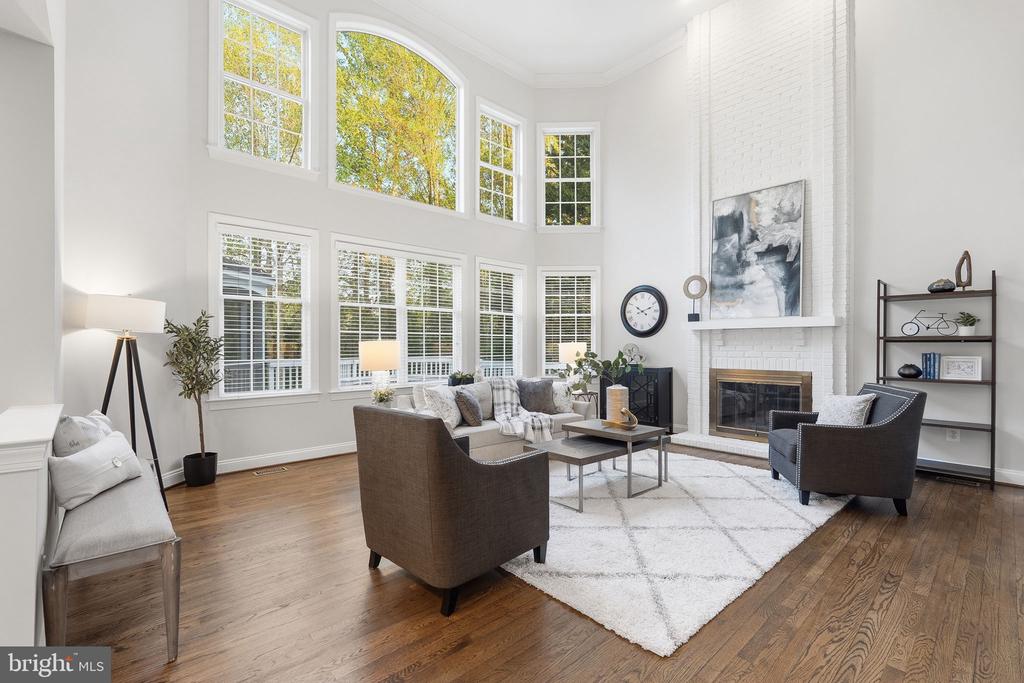 1283 COBBLE POND WAY