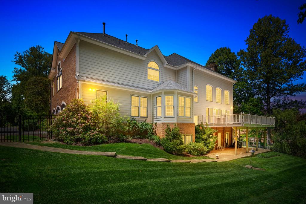 897 CHINQUAPIN ROAD