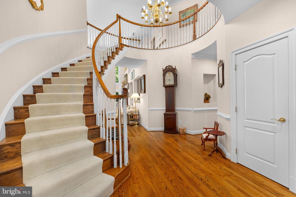 897 CHINQUAPIN ROAD