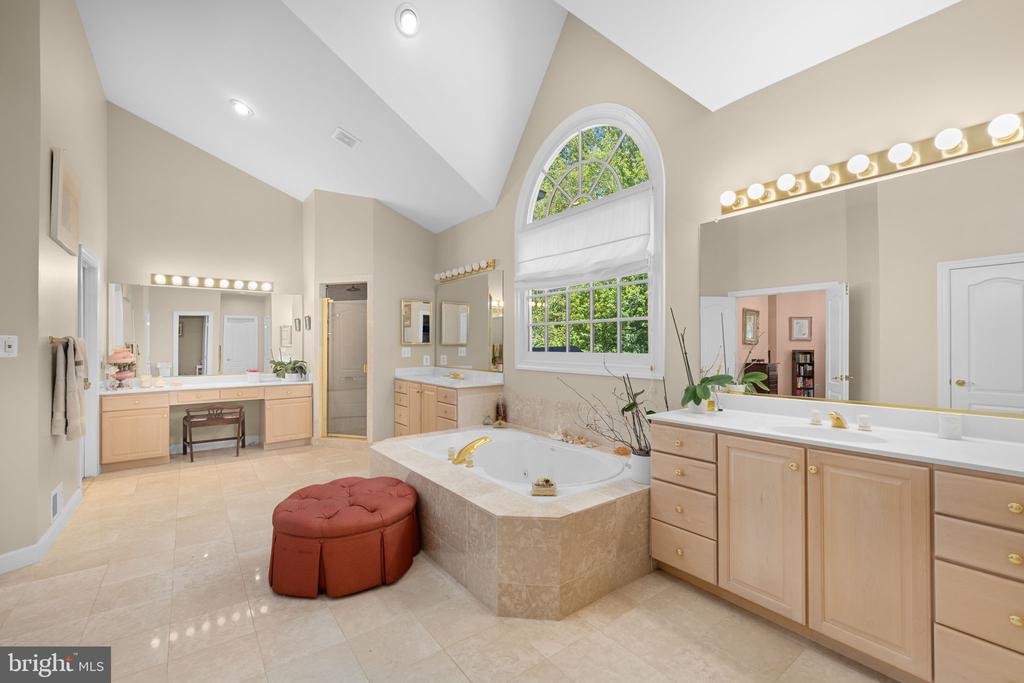 897 CHINQUAPIN ROAD