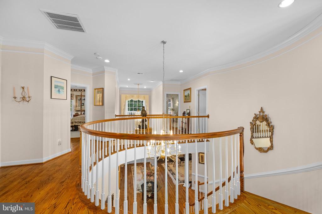 897 CHINQUAPIN ROAD
