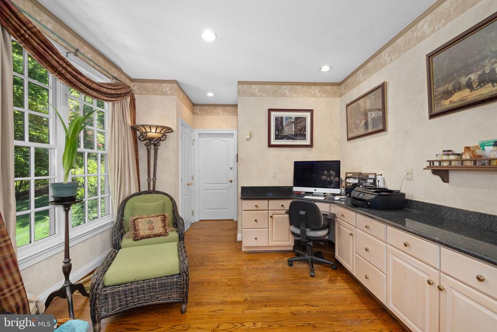897 CHINQUAPIN ROAD