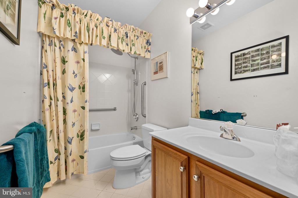 897 CHINQUAPIN ROAD