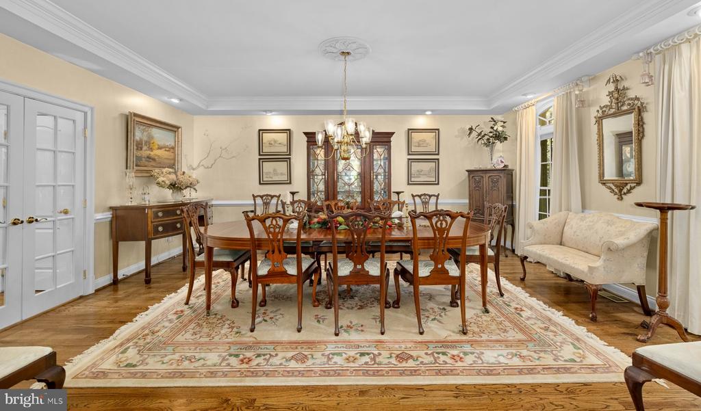 897 CHINQUAPIN ROAD
