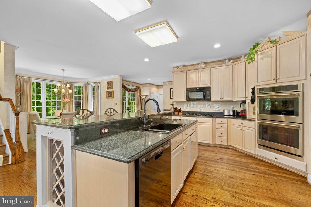 897 CHINQUAPIN ROAD