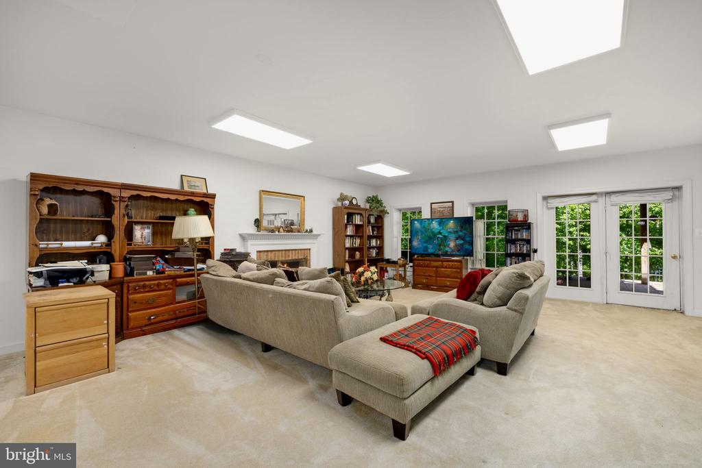 897 CHINQUAPIN ROAD