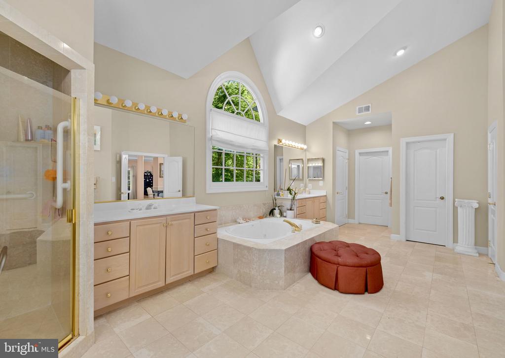 897 CHINQUAPIN ROAD