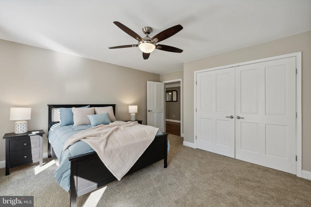 1284 COBBLE POND WAY