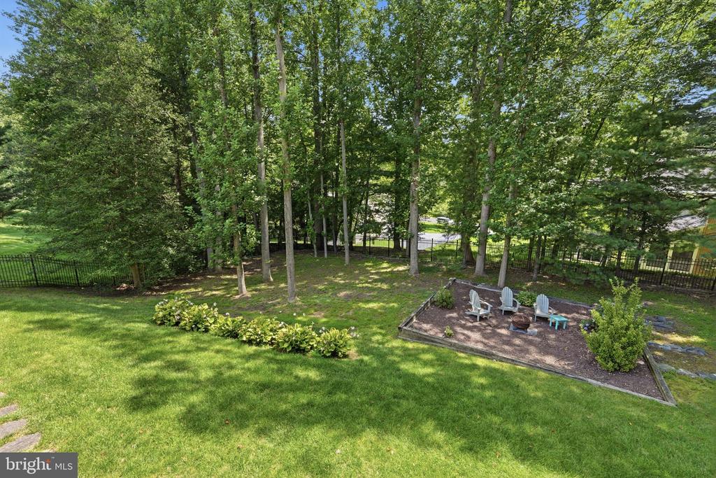 1284 COBBLE POND WAY