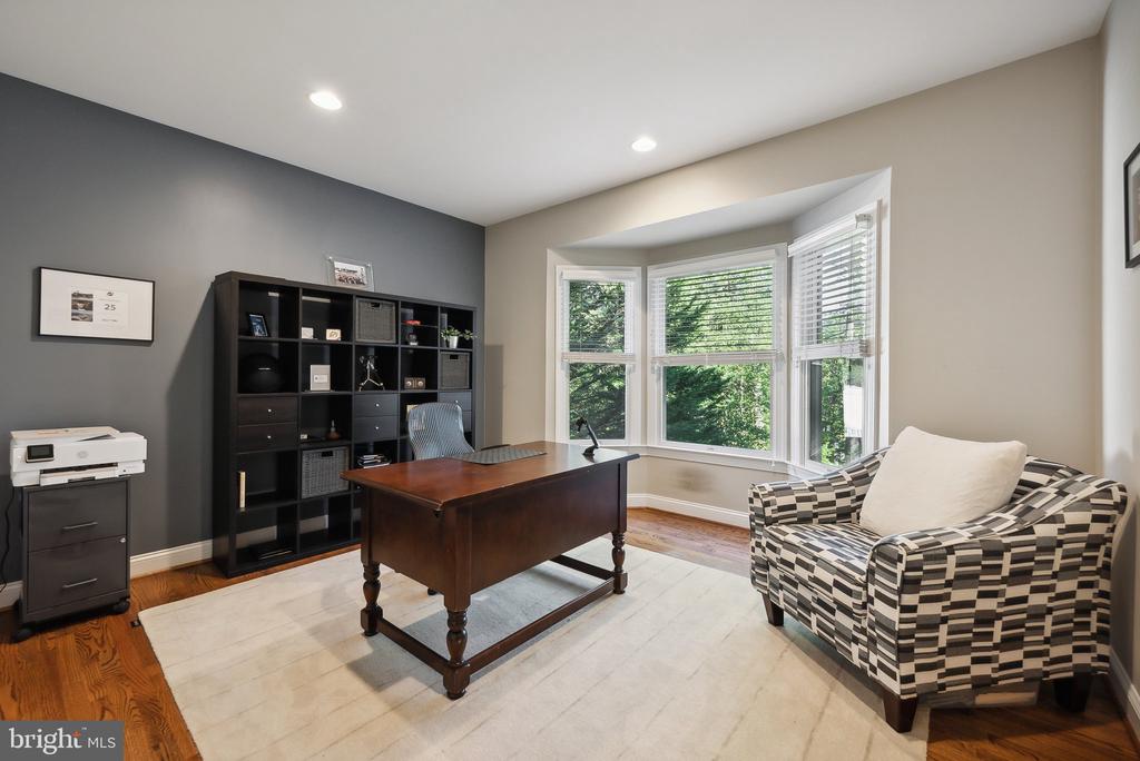 1284 COBBLE POND WAY