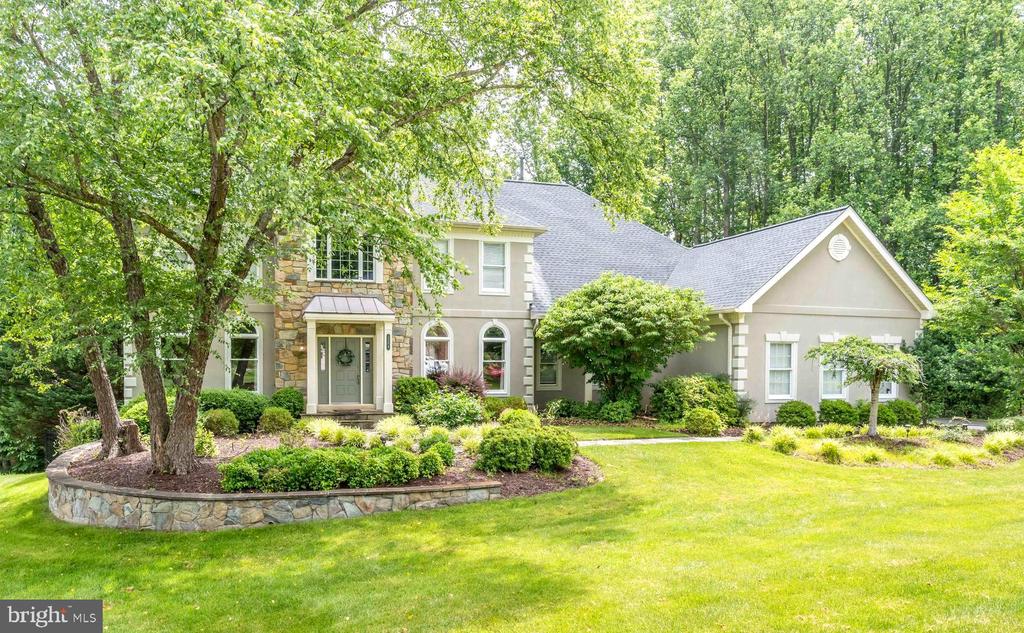 1284 COBBLE POND WAY
