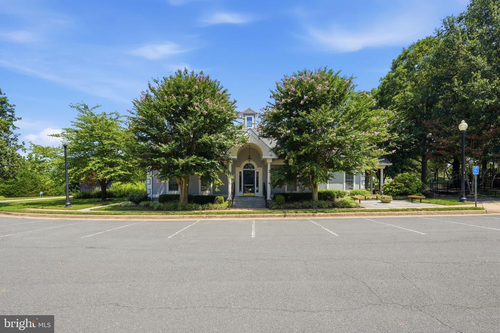 1284 COBBLE POND WAY