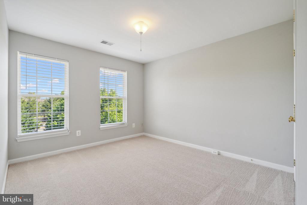 22066 Chelsy Paige Sq