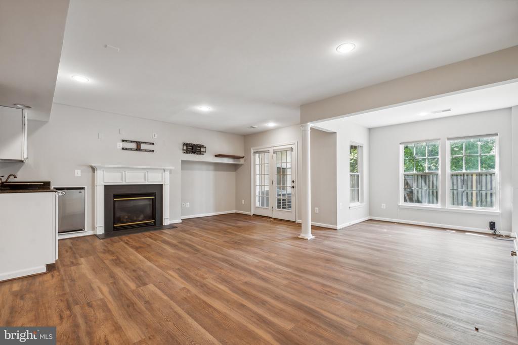 22066 Chelsy Paige Sq