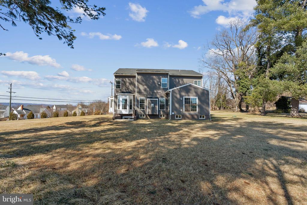 42 N Berlin Pike