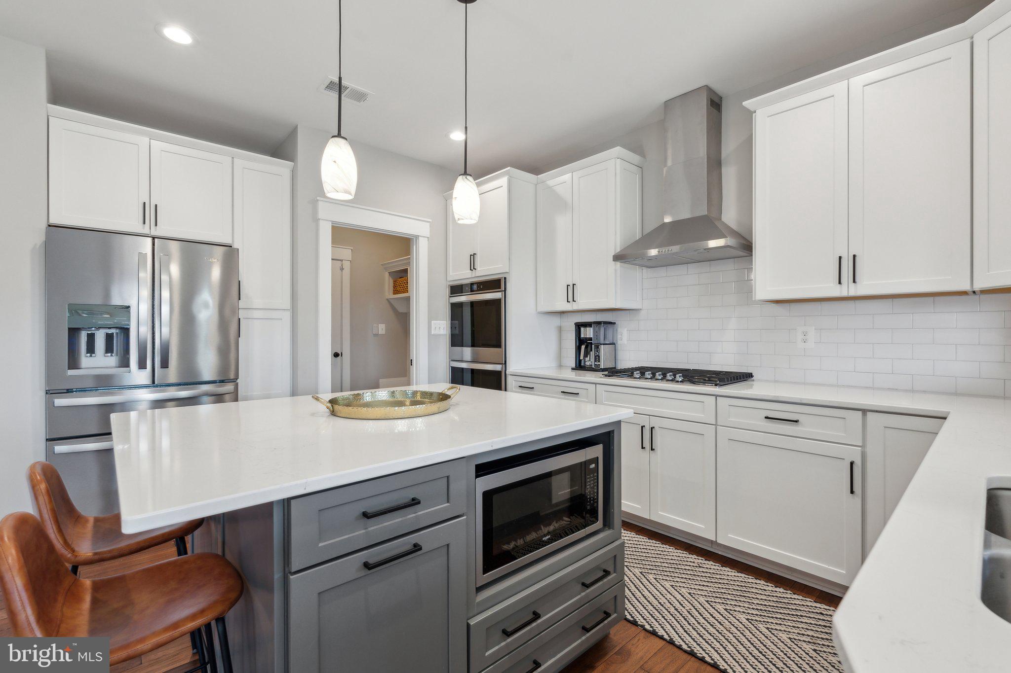 42 N Berlin Pike