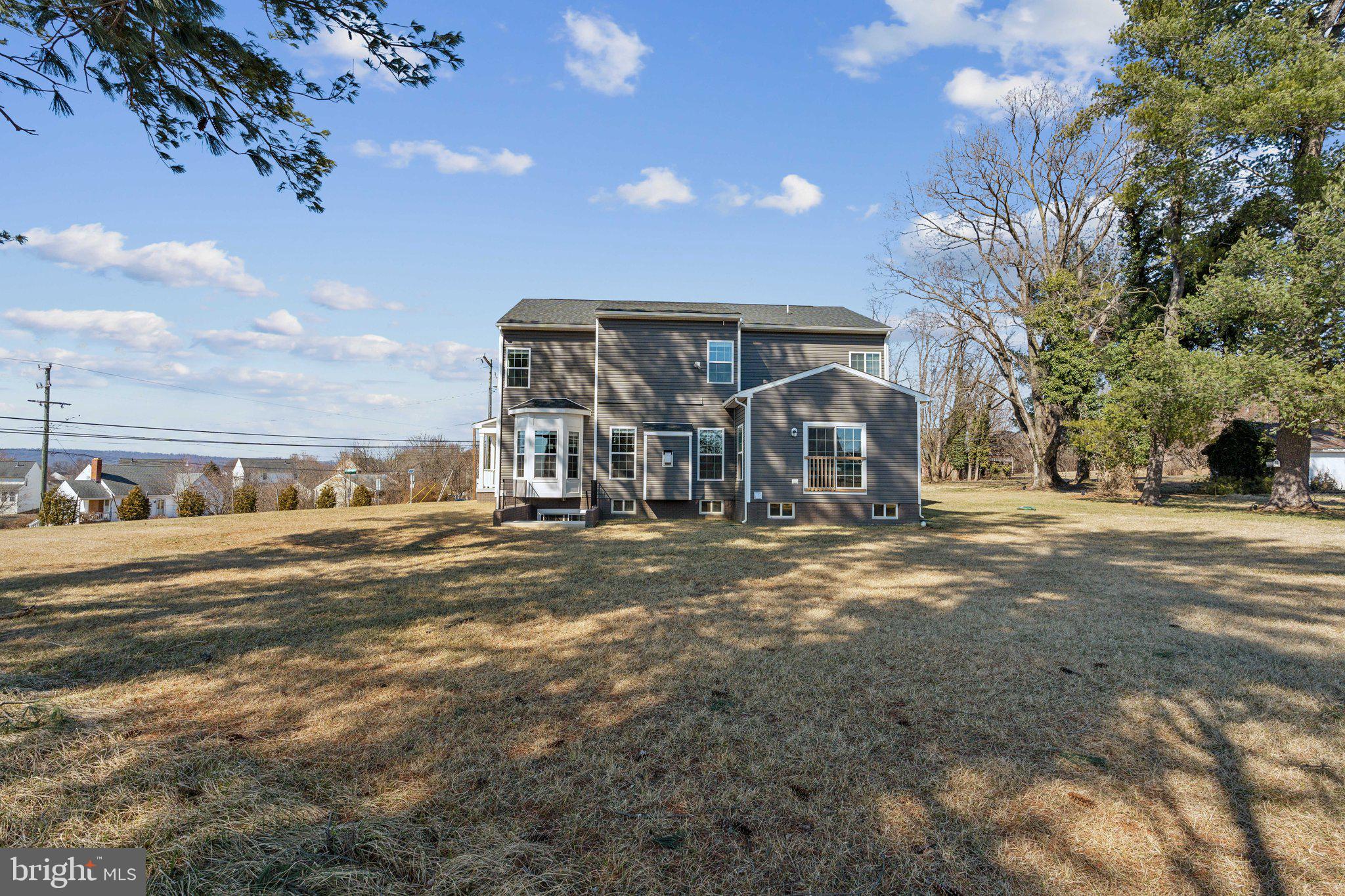 42 N Berlin Pike