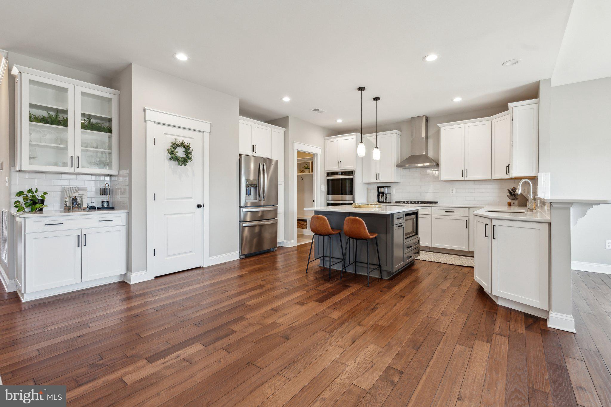 42 N Berlin Pike