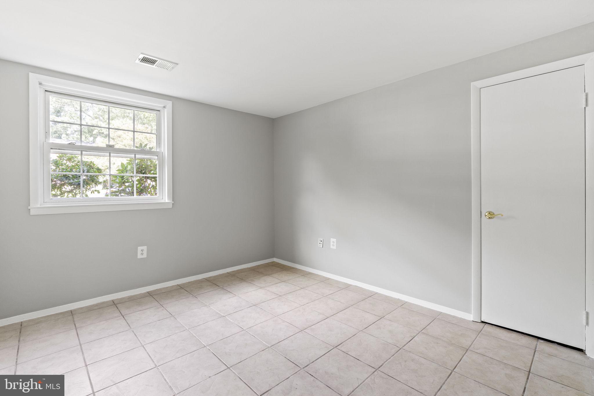 13439 Nascoby LANE