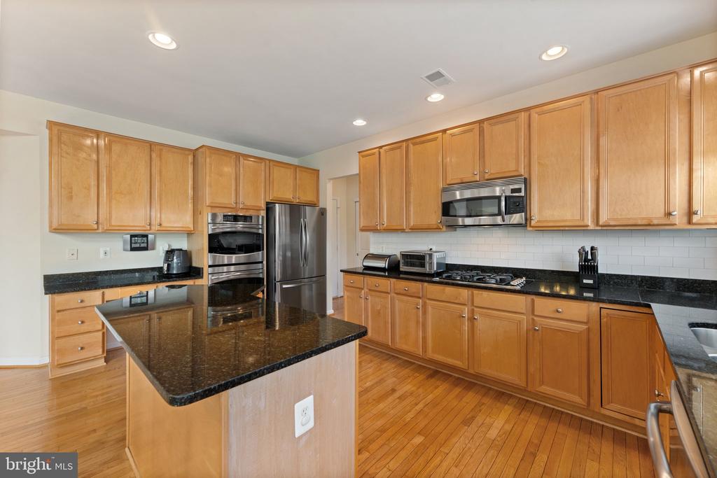 14380 Chalfont Dr