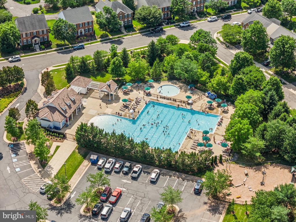 14380 Chalfont Dr