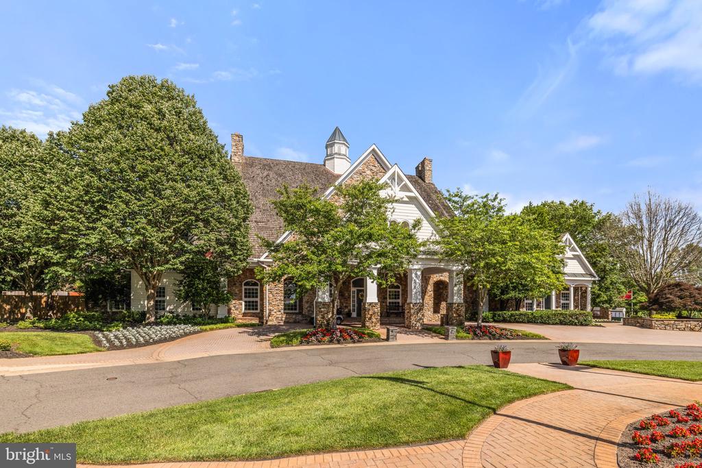 14380 Chalfont Dr
