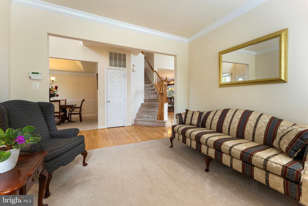14380 Chalfont Dr